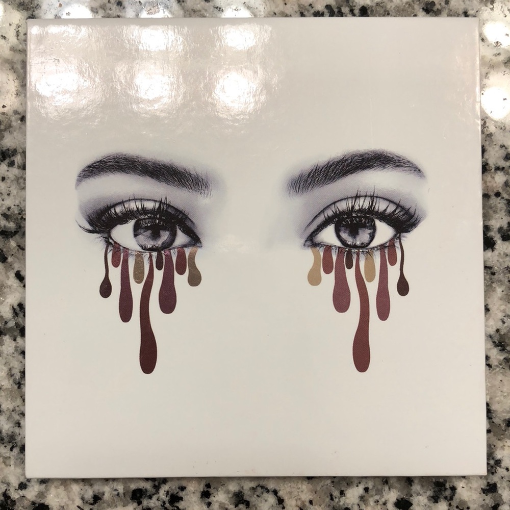 Kylie Jenner Pressed Powder Eyeshadow